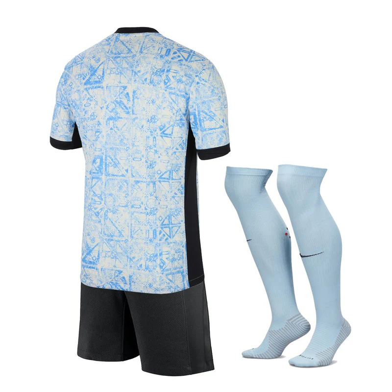 KITS ENFANT/ JUNIOR PORTUGAL EXTERIEUR 2023/2024 - Image 2