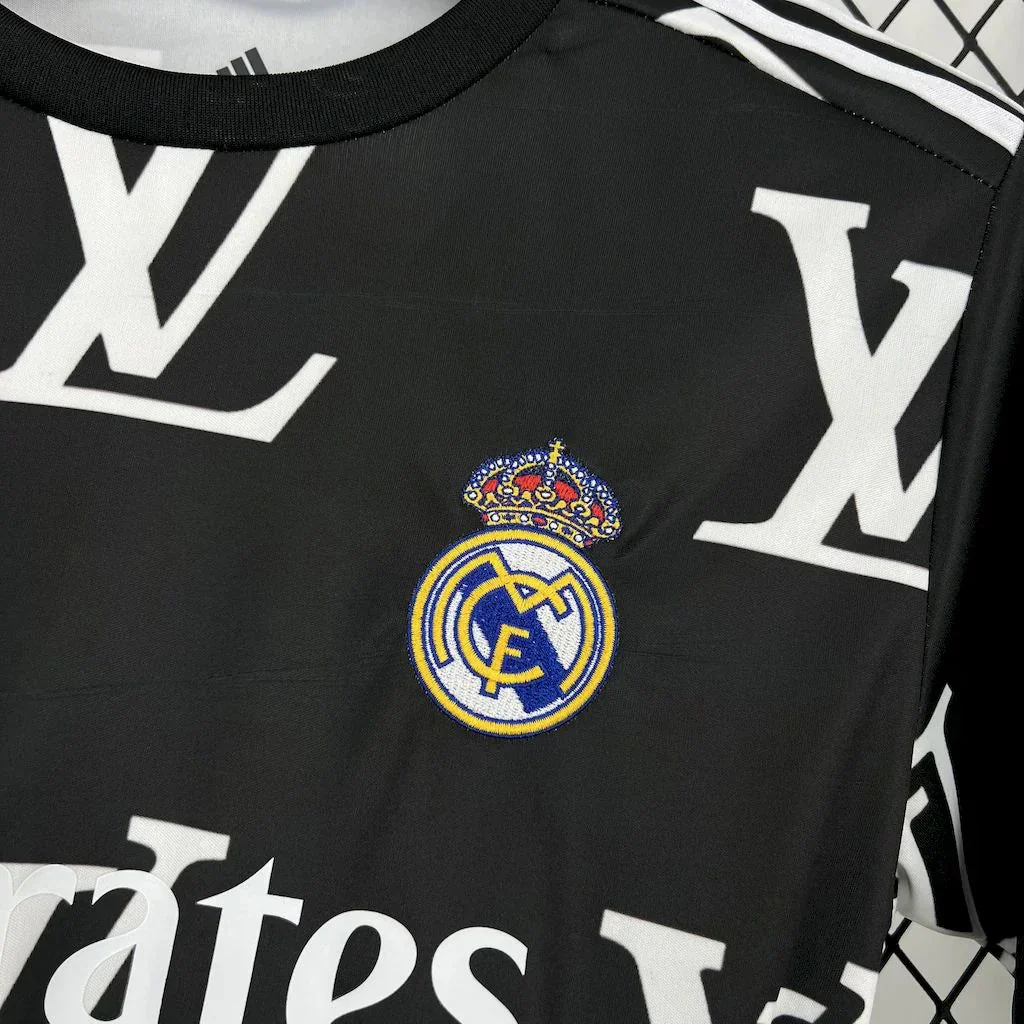 MAILLOT REAL MADRID CONCEPT 2025/2026 - Image 4