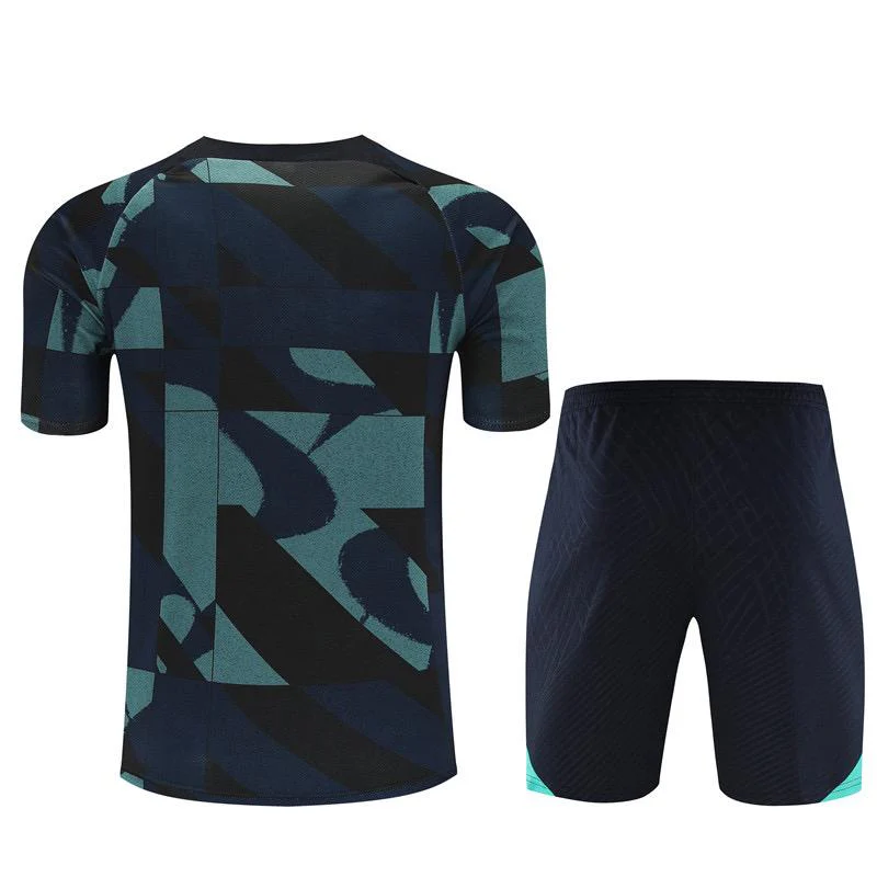 TRAINING FC BARCELONE 2023-2024 - Image 2