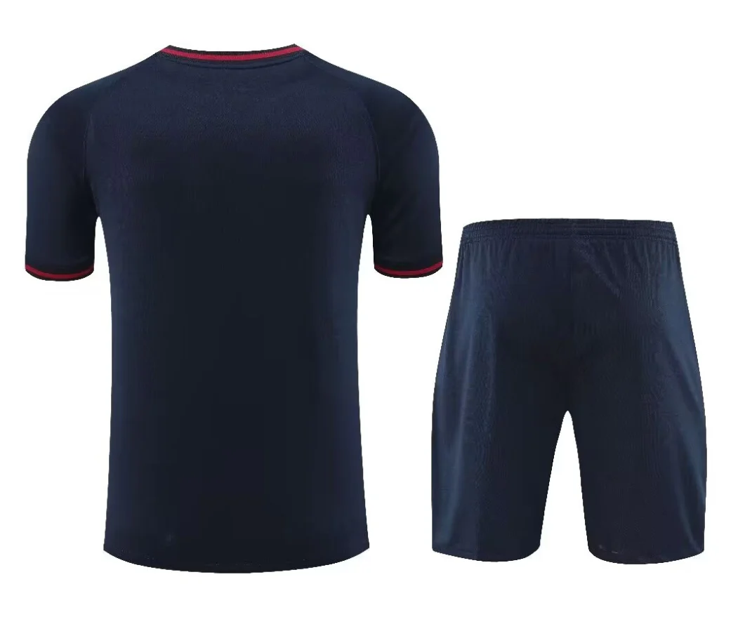TRAINING FC BARCELONE 2024/2025 - Image 2